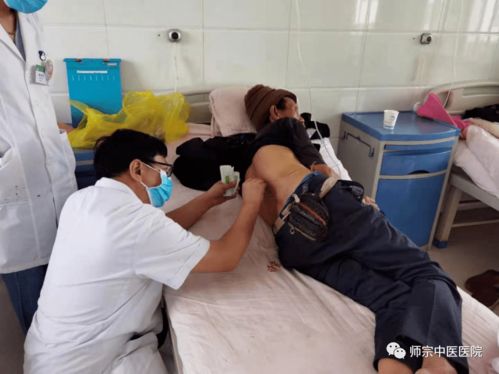 師宗縣中醫(yī)醫(yī)院慶祝建黨100周年暨 醫(yī)共體專家下基層義診 活動(dòng)